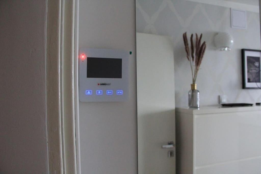 Uroczy, Jasny Apartament Oraz Bezplatny Parking! Apartment Krakow Exterior photo