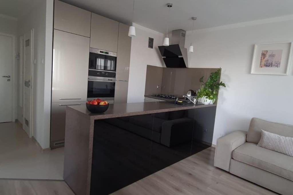 Uroczy, Jasny Apartament Oraz Bezplatny Parking! Apartment Krakow Exterior photo